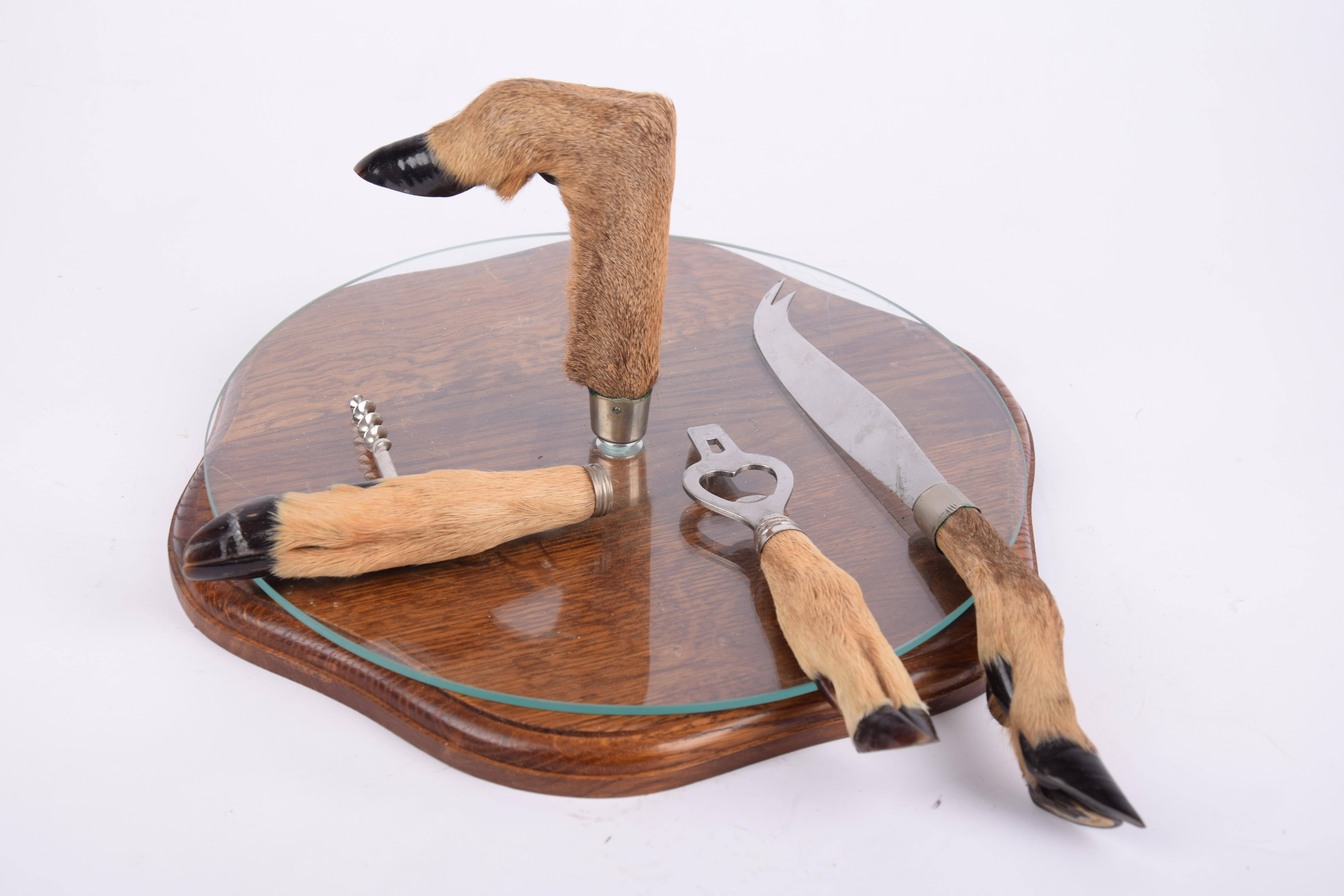 Vintage jacht hapjesplank en toebehoren met hertenpoten